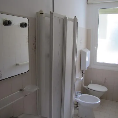 Holiday's Beach Apartmanhotel Ventimiglia