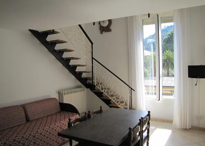 Holiday's Beach Apartahotel *