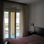 Ξενοδοχείο με διαμερίσματα Holiday's Beach *