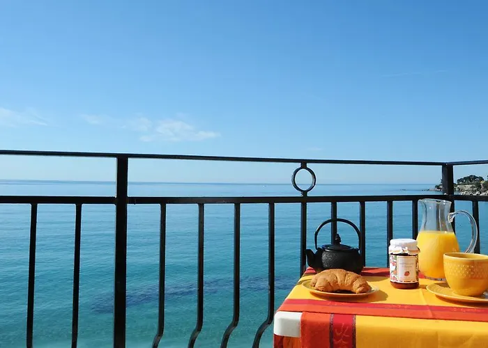 Aparthotel Holiday's Beach *