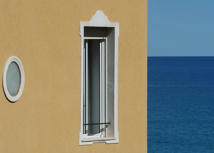 Aparthotel Holiday's Beach