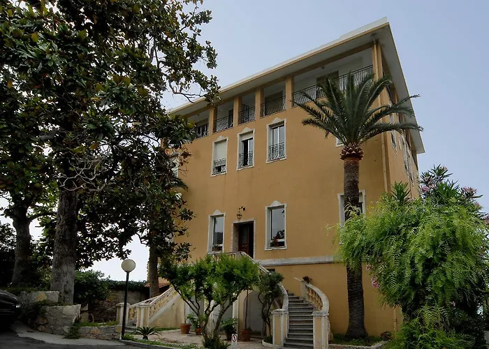 公寓式酒店 Holiday's Beach *